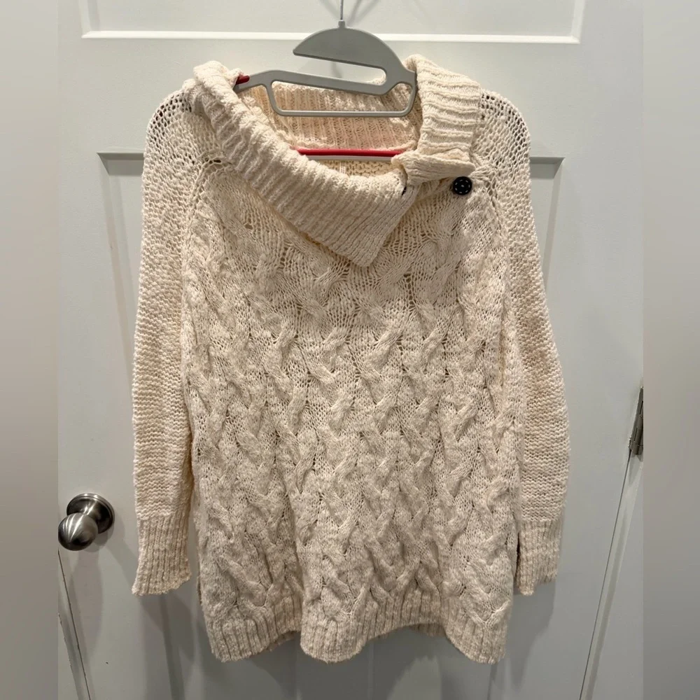 Free People Cream Chunky Cable Knit Cowl Neck Sweater Oversized
